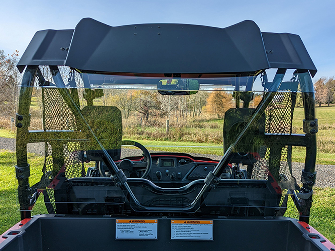 HONDA PIONEER 520 REAR WINDSHIELD